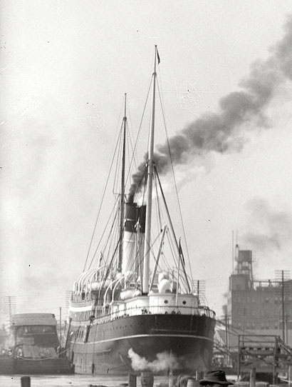 Detail of SS Proteus stern from a photo of the NOLA wharf. Frank B. Moore Collection, Uni New Orleans